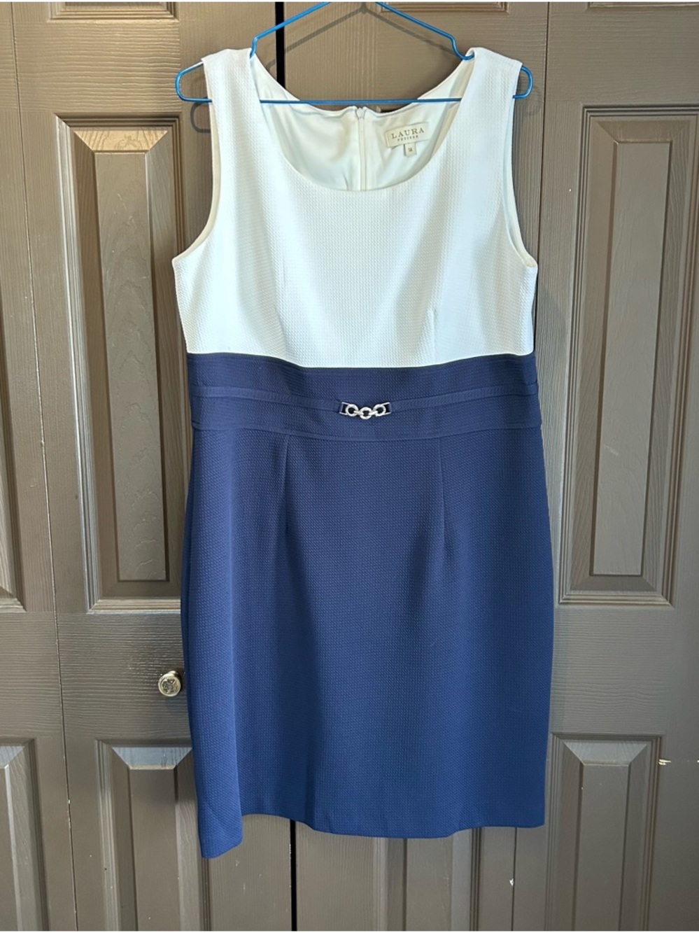 Laura Petite White and Navy Sleeveless Sheath Dress